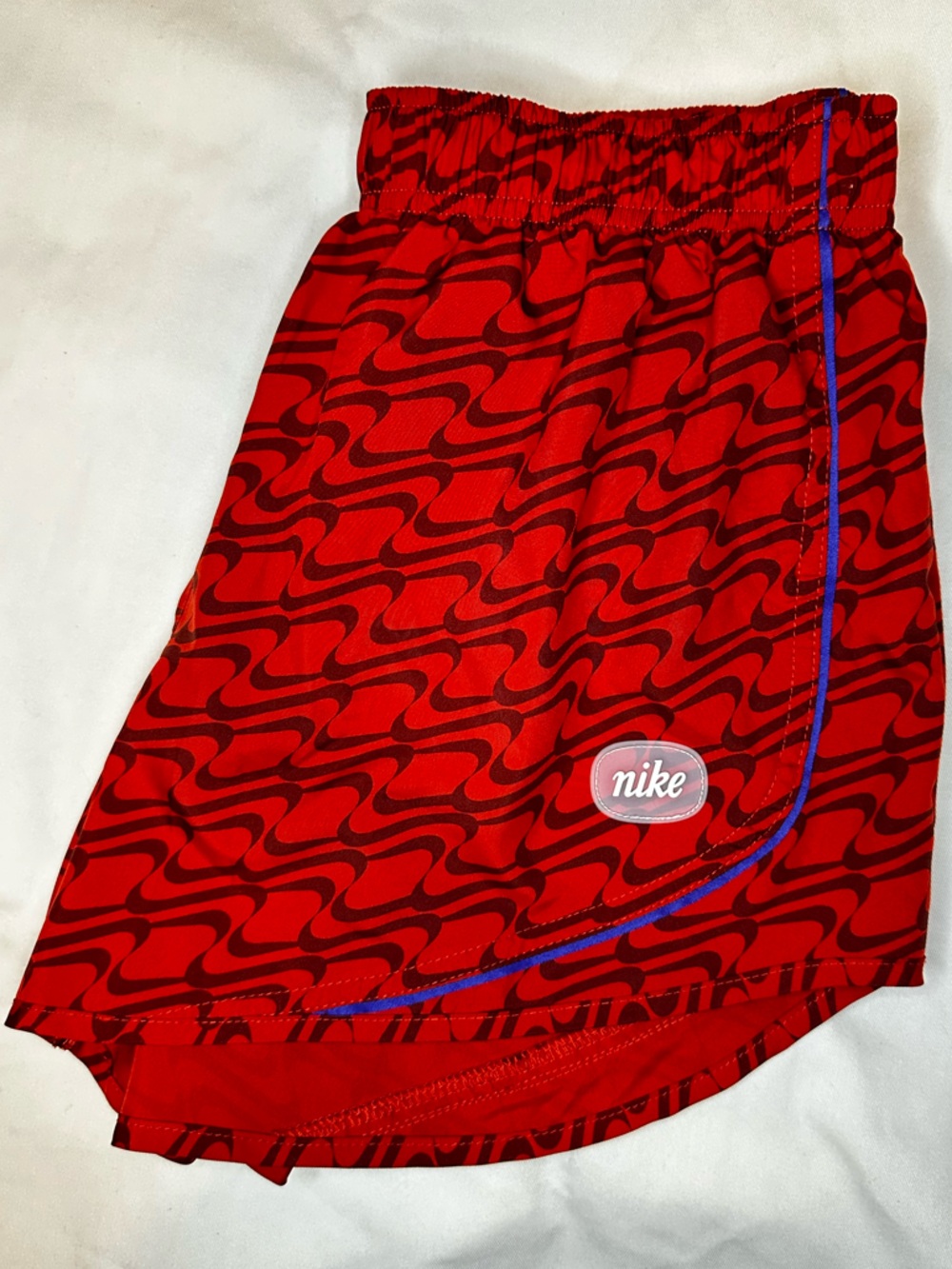 Nike Dri-FIT Tempo Icon Clash Running Shorts Red Print Women’s Medium